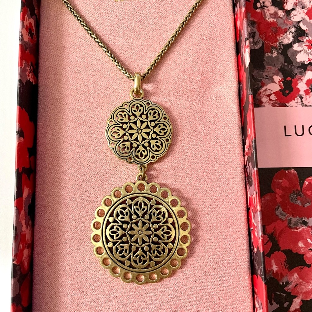 Lucky Brand necklace NIB